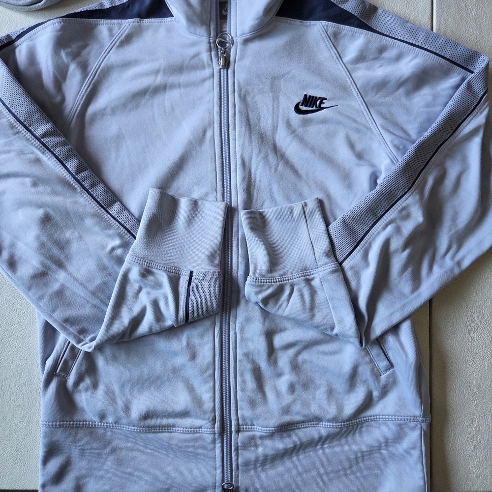 Nike Gray Track Jacket - Picture 3 of 10